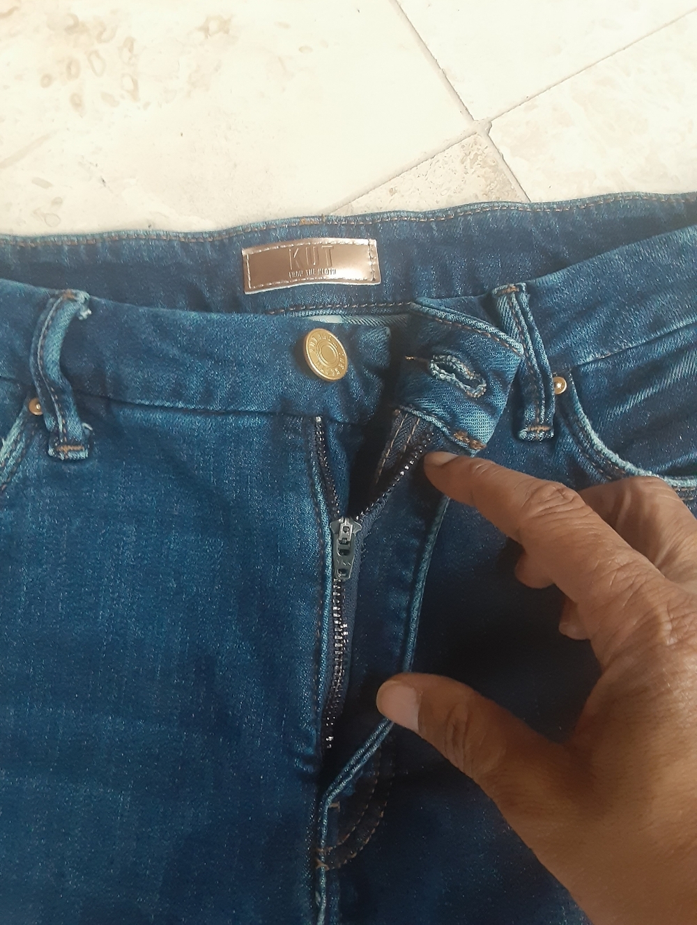 Kut From The Kloth Meg High Rise Wide Leg Fab Ab Jeans, Whiskered Hem, LIKE NEW! - Picture 11 of 16